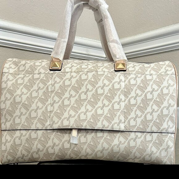 Michael Kors Vanilla/Acorn Suitcase & Weekender Set (Brand New) - Picture 2 of 8